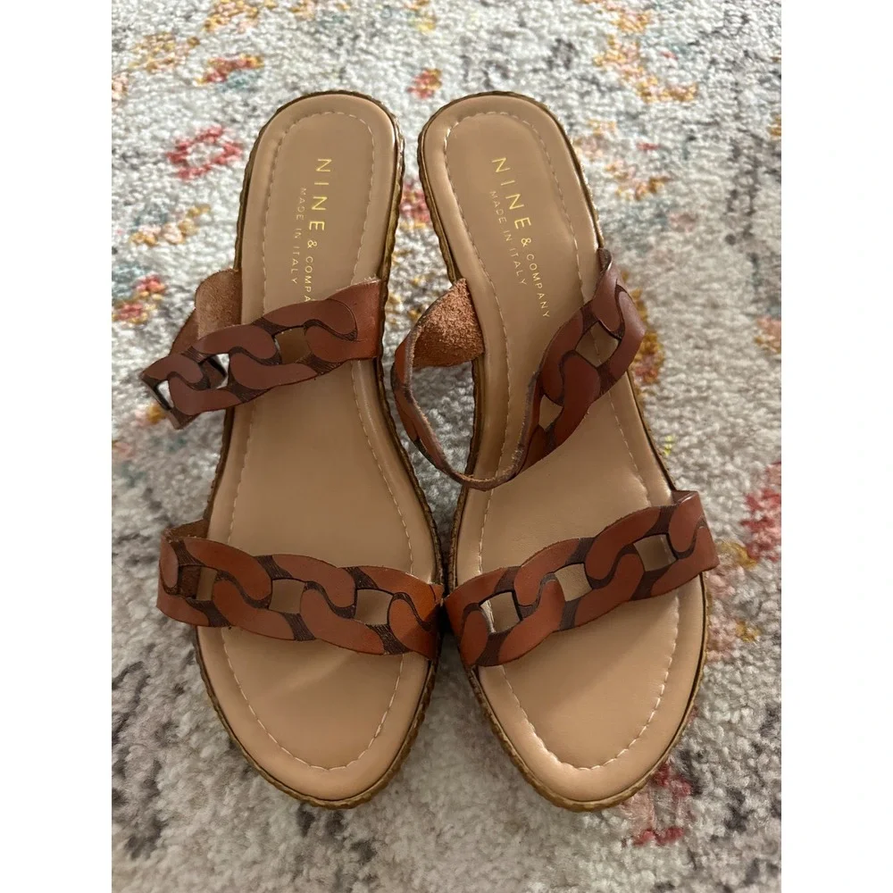 Nine & Company Cognac Brown Leather Chain Strap Wedge Sandals 8.5M